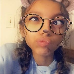 Meet your Posher, Anastasia